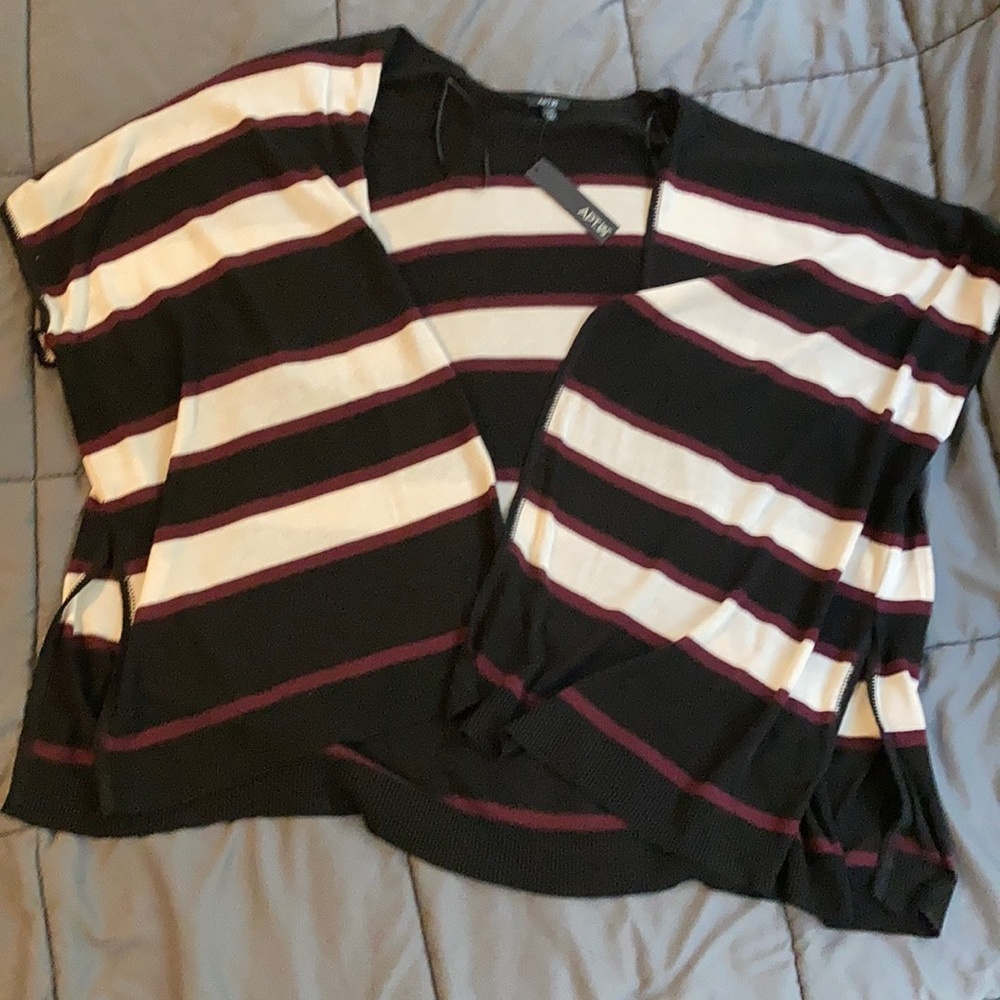 L Apt 9 Sleeveless Cardigan